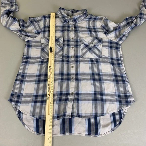 Maurices Plaid Flannel Shirt Women's Large Blue Gray Long Sleeve Button‎ Down - Picture 8 of 11